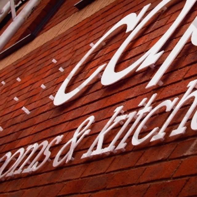 Letras DIBOND pintadas